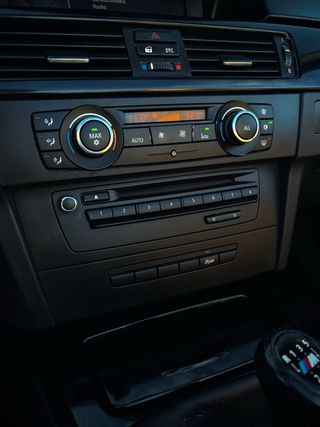 BMW SERIE 3 320d E93// PACK M - 176.500Kms