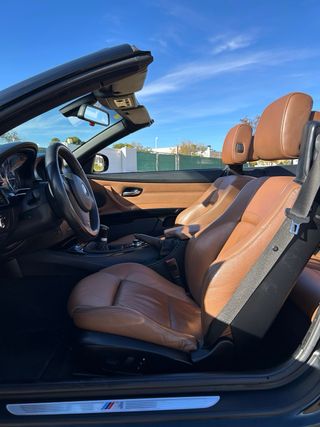 BMW SERIE 3 320d E93// PACK M - 176.500Kms