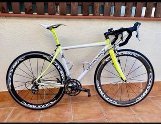 Bicicleta carbono Vinokourov revisada