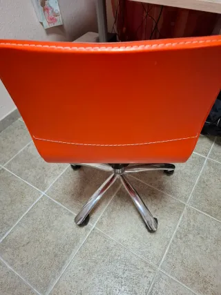 Silla de escritorio naranja