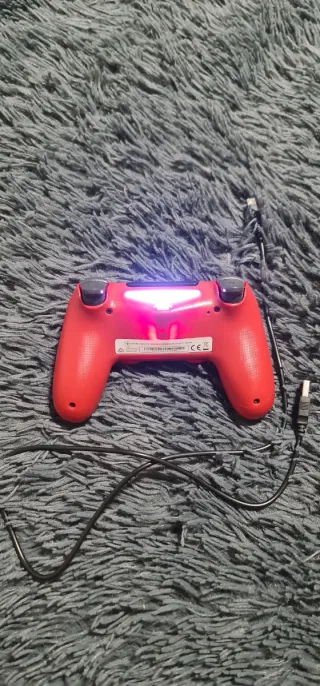 Controller PS4 Rosso senza dettagli, come nuovo, 25 €