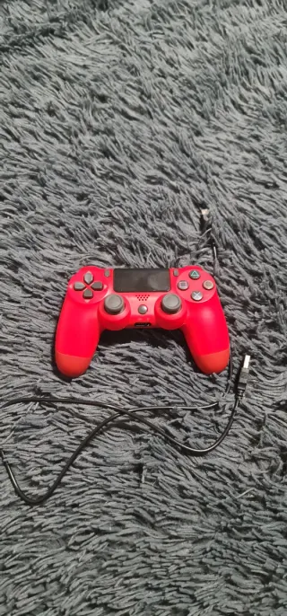 Controller PS4 Rosso senza dettagli, come nuovo, 25 €