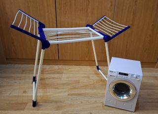 Giocattoli Lavatrice Miele + Stendibiancheria