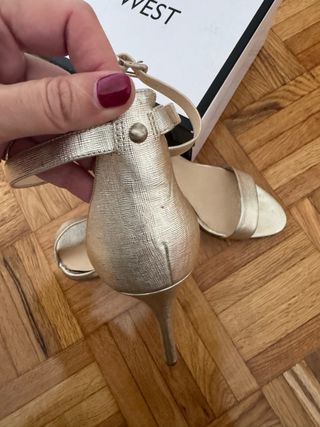 Sandalias Nine West Doradas Talla 39