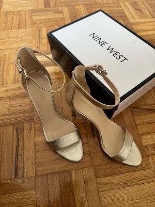 Sandalias Nine West Doradas Talla 39