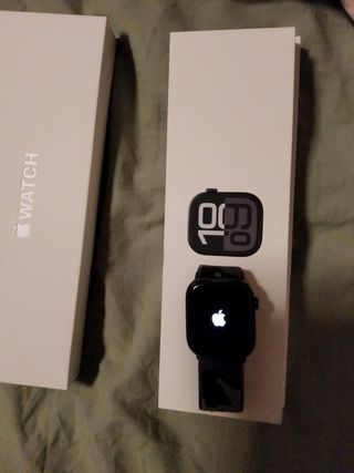 iPhone 16 Pro Max 256GB Negro + Apple Watch