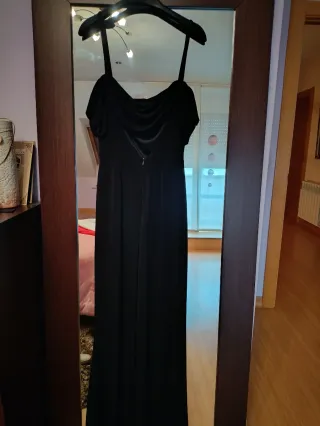 Mono Bershka negro espalda descubierta