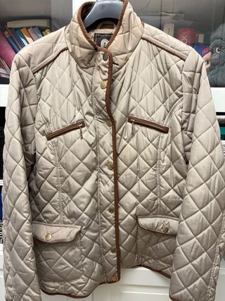 Parka mujer beige acolchada