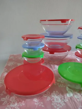 Set Contenitori Vetro Coperchi Colorati