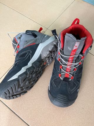 Botas de niño talla 35 Muy poco uso