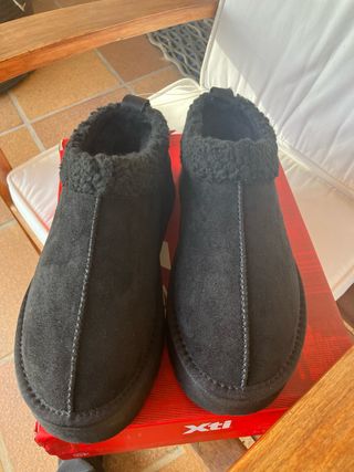 Zapatillas Mujer XTI Negras