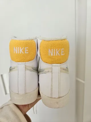 Nike Blazer Mid '77