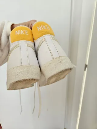 Nike Blazer Mid '77