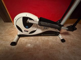 Bicicleta Elíptica BH ZK200