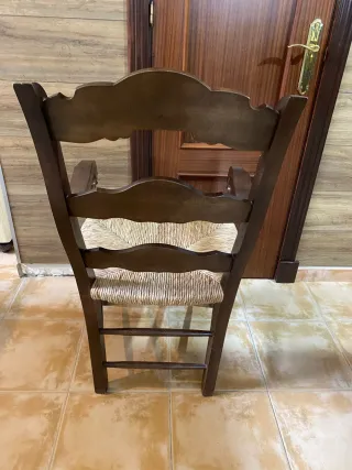 4 Sillas y 2 Sillones Madera Enea