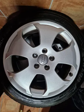 Llantas audi volkswagen .ORIGINALES. con neumático