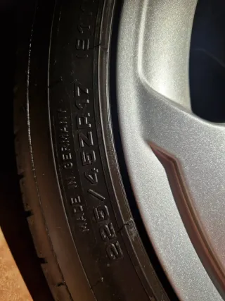 Llantas audi volkswagen .ORIGINALES. con neumático