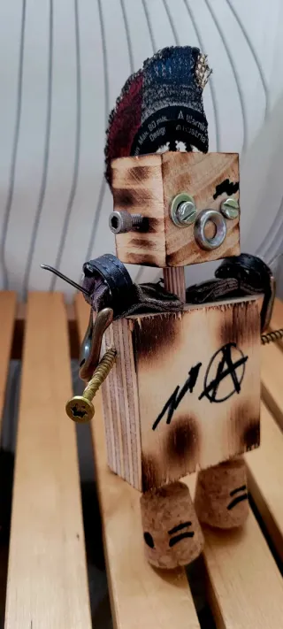 Muñeco de Madera JHONNY!!