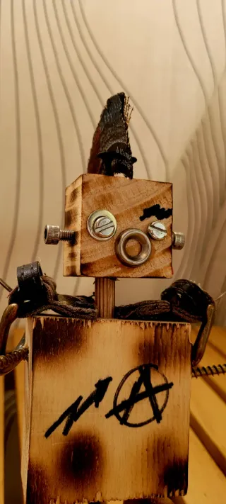 Muñeco de Madera JHONNY!!