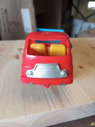 Camión Juguete Vintage Rojo y Azul