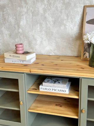 Mueble de madera