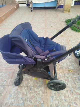 Carrito de bebé Jane azul Con capazo 35€