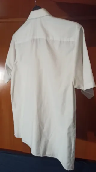 Camisa blanca manga corta