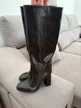 Botas altas Zara marrones sin estrenar