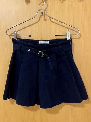 Falda azul marino Zara
