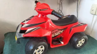 Quad eléctrico infantil rojo