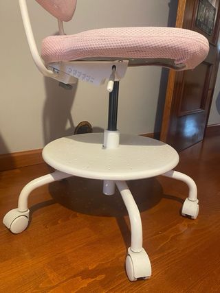 Silla de escritorio rosa IKEA