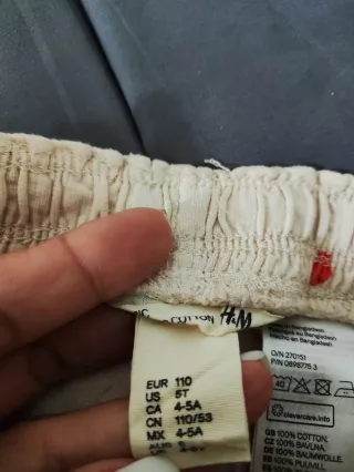 Calções H&M 4/5 anos bolinhas