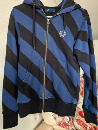 Sudadera Fred Perry Rayas Azul y Negro