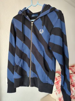 Sudadera Fred Perry Rayas Azul y Negro