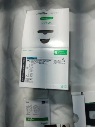 Schneider Wiser NU352654