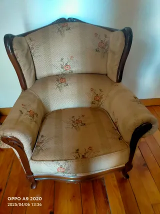 Sillón de salón madera y tela