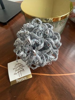 Adorno Navideño Pórtico Plateado