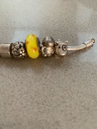 Pulsera Pandora con 13 charms