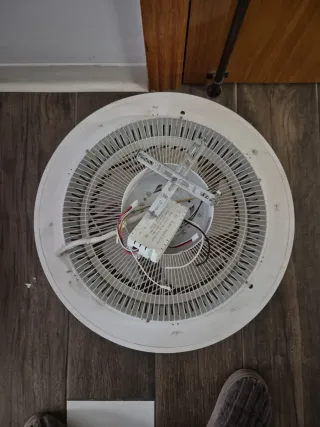 Ventilador de techo con mando roto