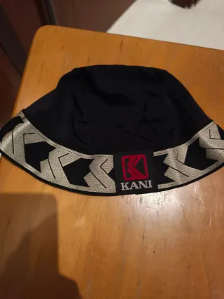 Sottocasco Karl Kani nero