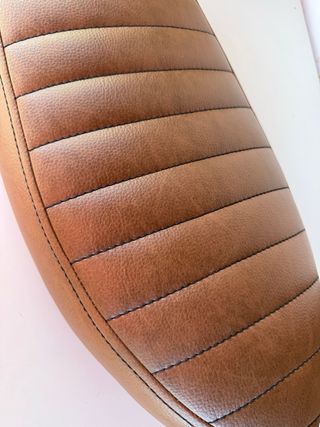 Asiento Yamaha SR 250 Marrón Nuevo