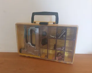 Grapadora Tapicero PETRUS 330