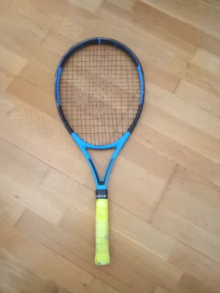 Raqueta de Tenis Azul y Negra