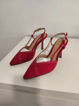 Zapatos tacón Sfera rojos. Sfera Collection Shoes