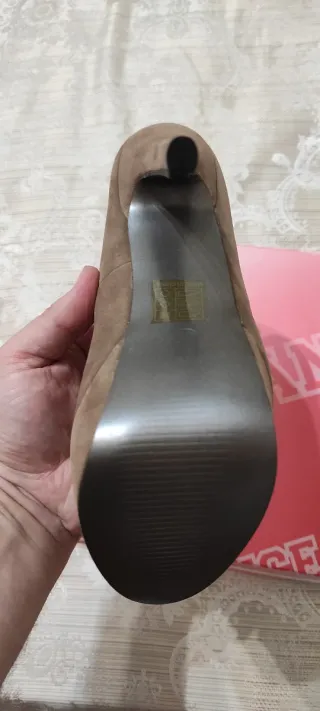 Scarpe tacco alto con borchie