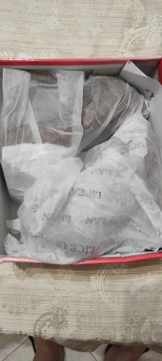 Scarpe tacco alto con borchie