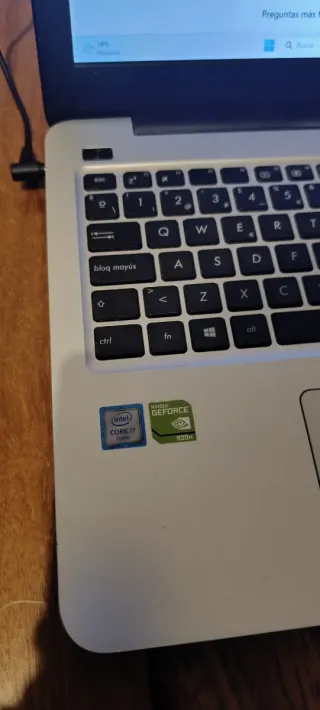 Portátil ASUS X556UJ i7 12GB RAM SSD