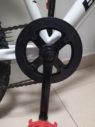 Bicicleta MTB Blanca B'TWIN