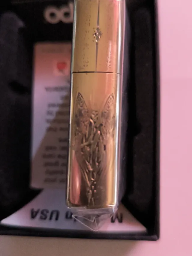 Zippo Dorado Grabado BEAST Made in USA