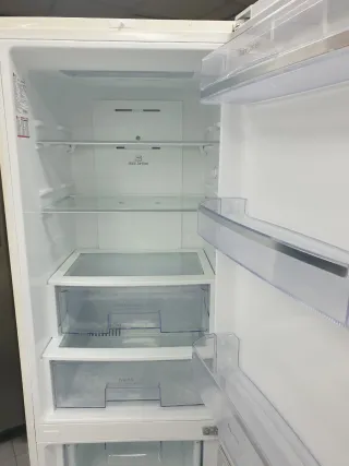 Nevera LG 1.90m x 60cm